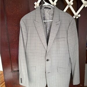 Express Light Gray Plaid Men's Three piece suit. Comes with blazer, pants,vest